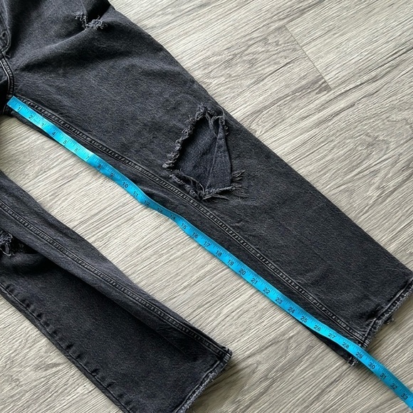 Abercrombie & Fitch - 90's Straight Ultra High Rise Size 28/6R Black Denim - Picture 5 of 7